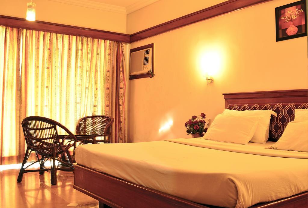 Green Coconut Resort Chennai Exterior photo