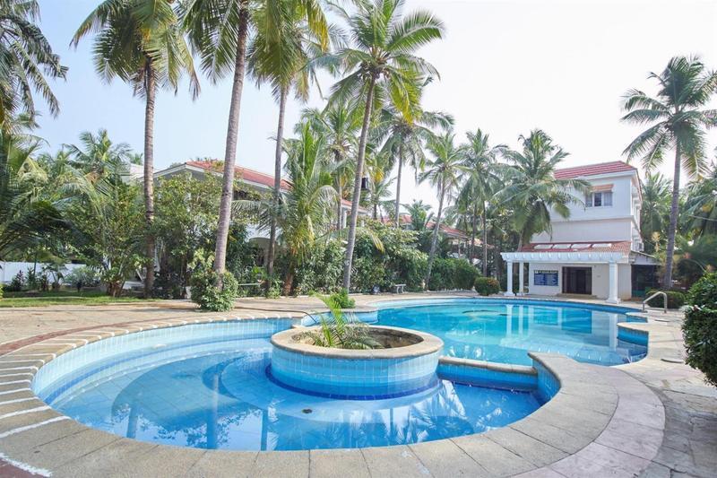 Green Coconut Resort Chennai Exterior photo