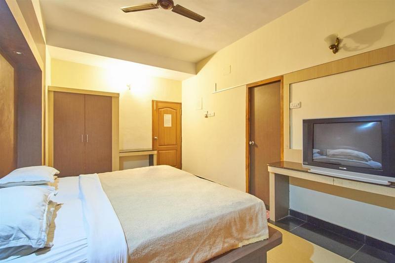 Green Coconut Resort Chennai Exterior photo