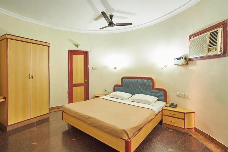 Green Coconut Resort Chennai Exterior photo